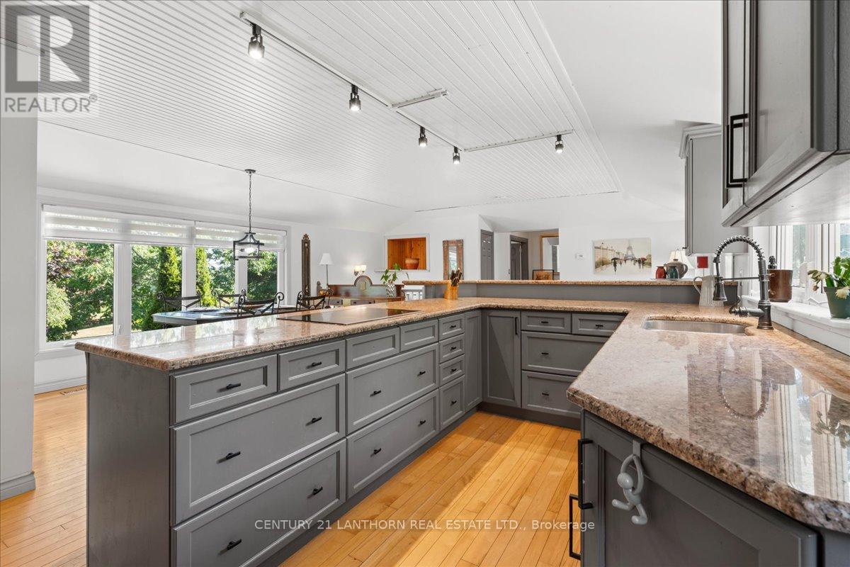 1207 Shannon Road, Prince Edward County, Ontario  K0K 2T0 - Photo 10 - X12320117