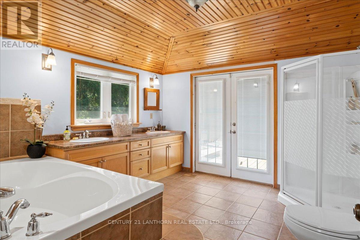 1207 Shannon Road, Prince Edward County, Ontario  K0K 2T0 - Photo 13 - X12320117