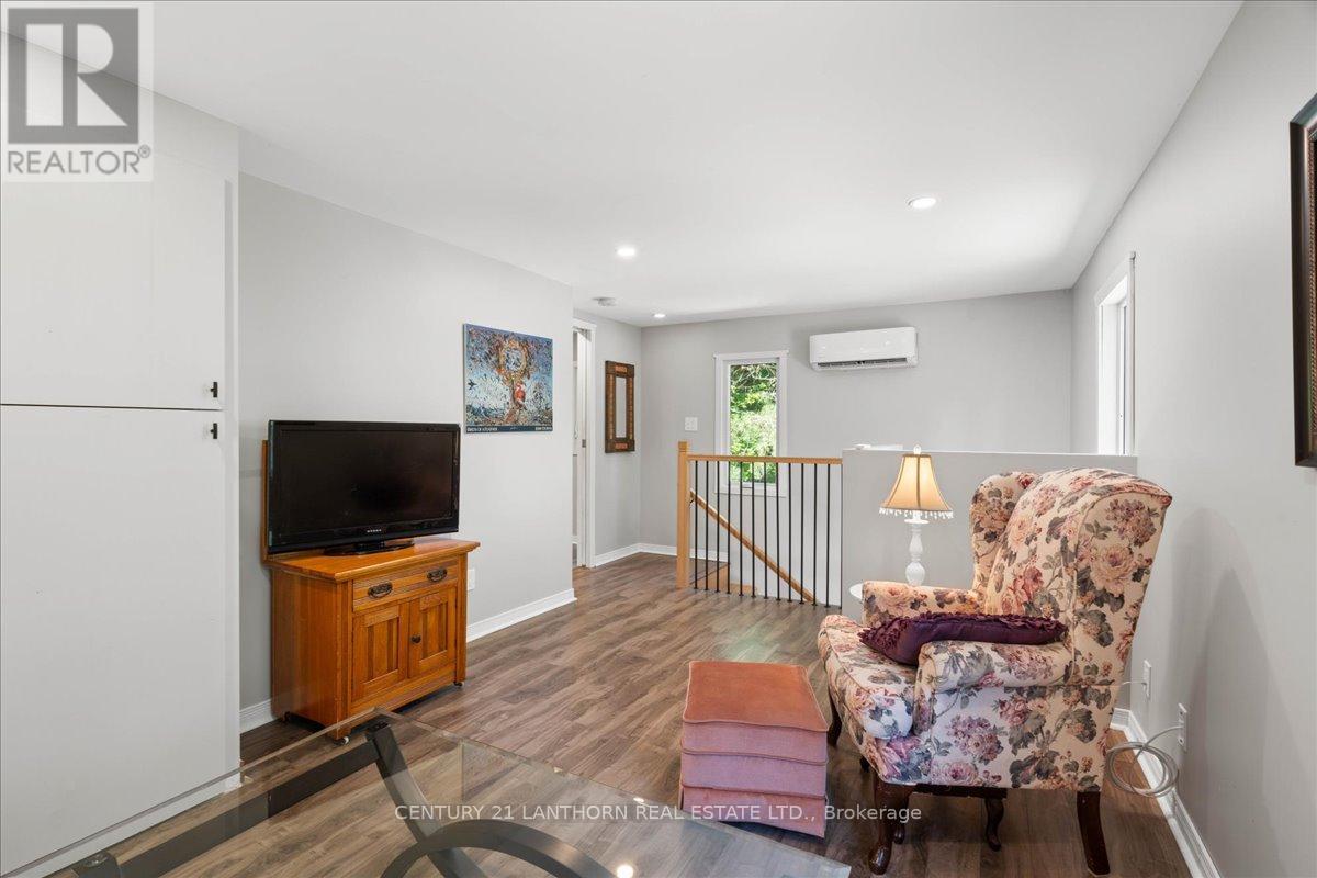 1207 Shannon Road, Prince Edward County, Ontario  K0K 2T0 - Photo 21 - X12320117