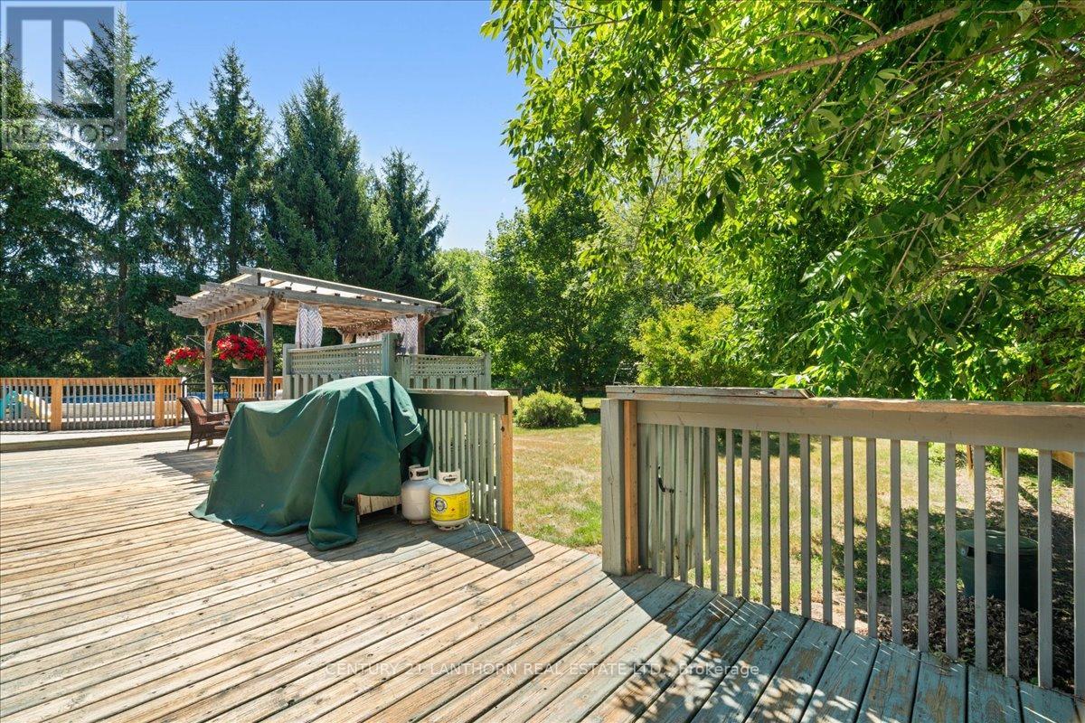 1207 Shannon Road, Prince Edward County, Ontario  K0K 2T0 - Photo 31 - X12320117