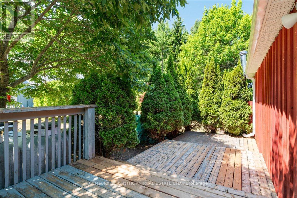 1207 Shannon Road, Prince Edward County, Ontario  K0K 2T0 - Photo 37 - X12320117
