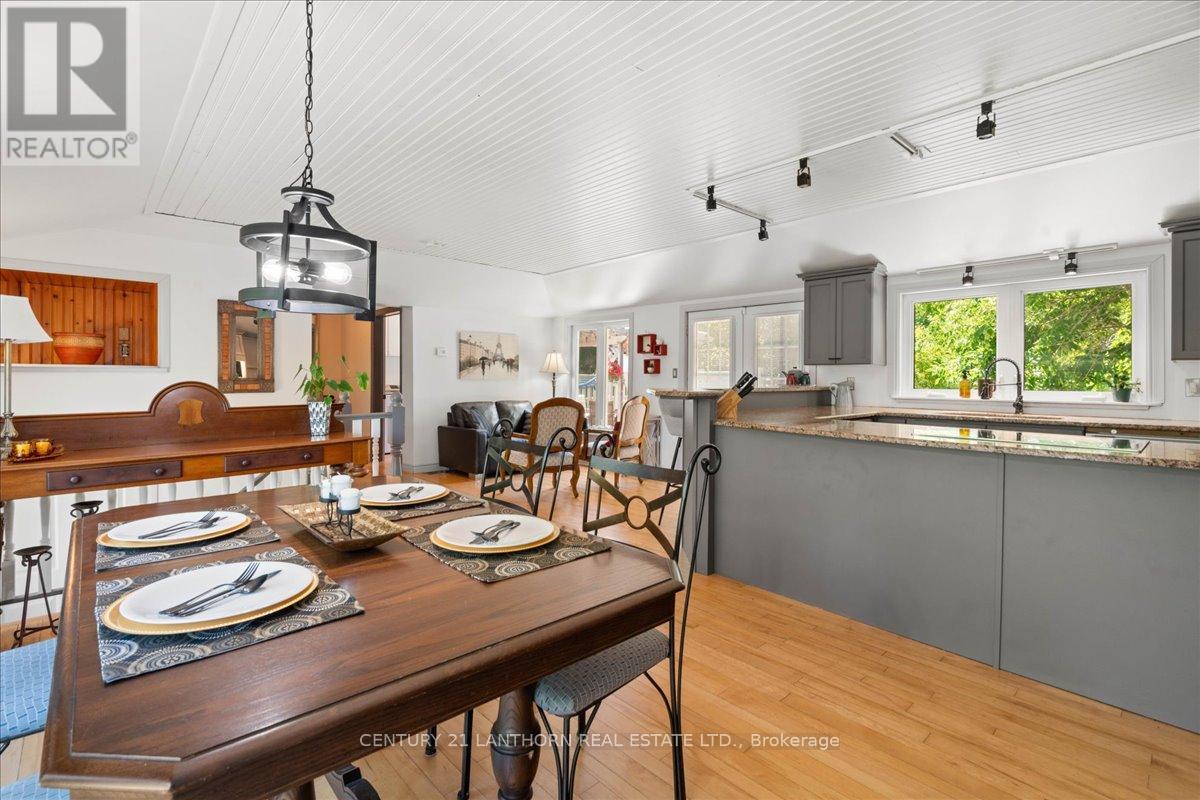 1207 Shannon Road, Prince Edward County, Ontario  K0K 2T0 - Photo 8 - X12320117