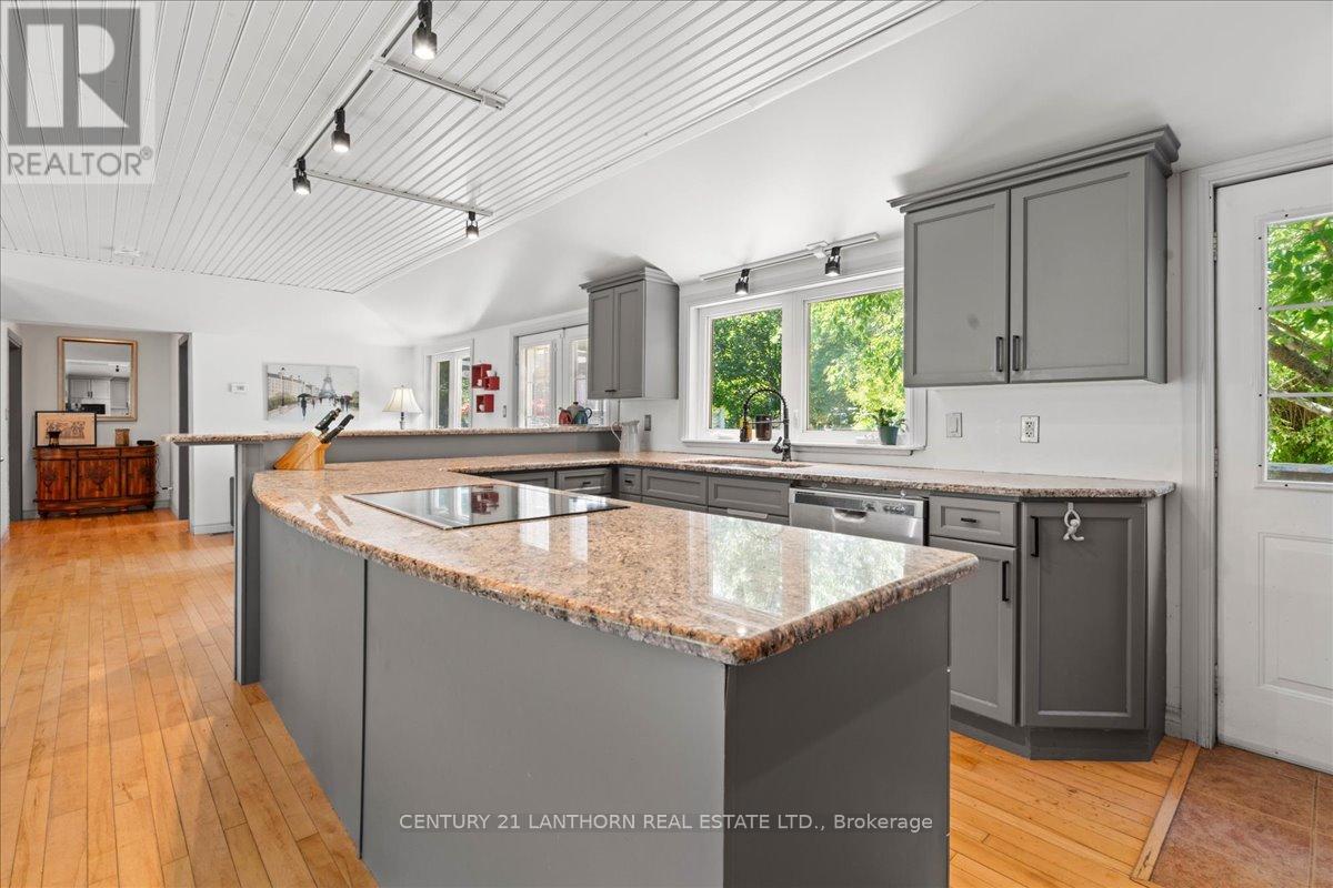 1207 Shannon Road, Prince Edward County, Ontario  K0K 2T0 - Photo 9 - X12320117