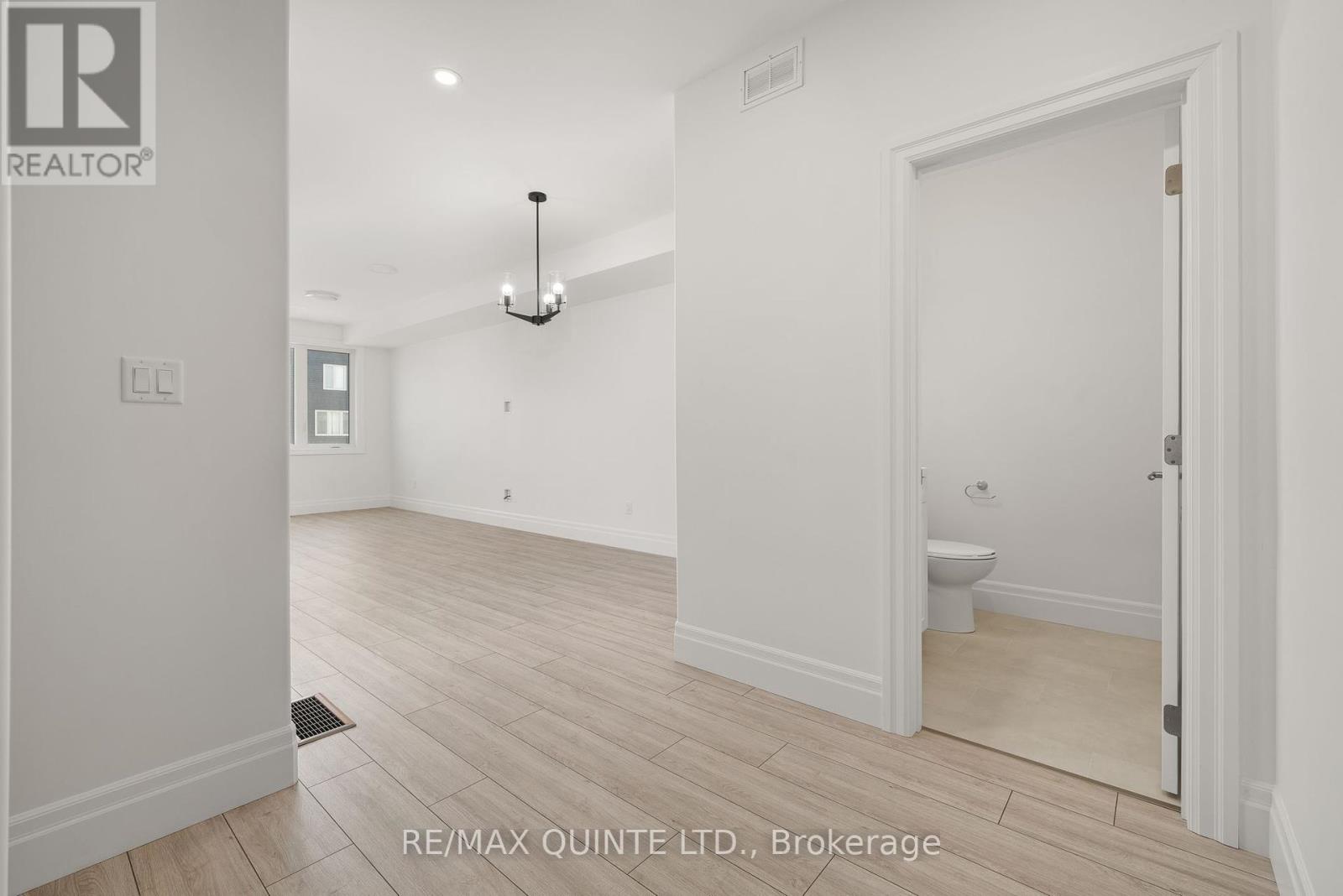 51 Evans Street, Prince Edward County, Ontario  K0K 2T0 - Photo 13 - X12320132