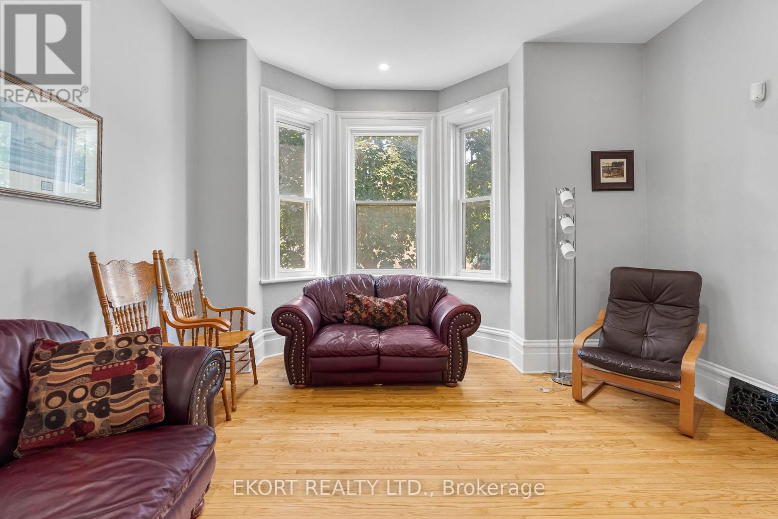 133 Foster Avenue, Belleville, Ontario  K8N 3P8 - Photo 8 - X12320855