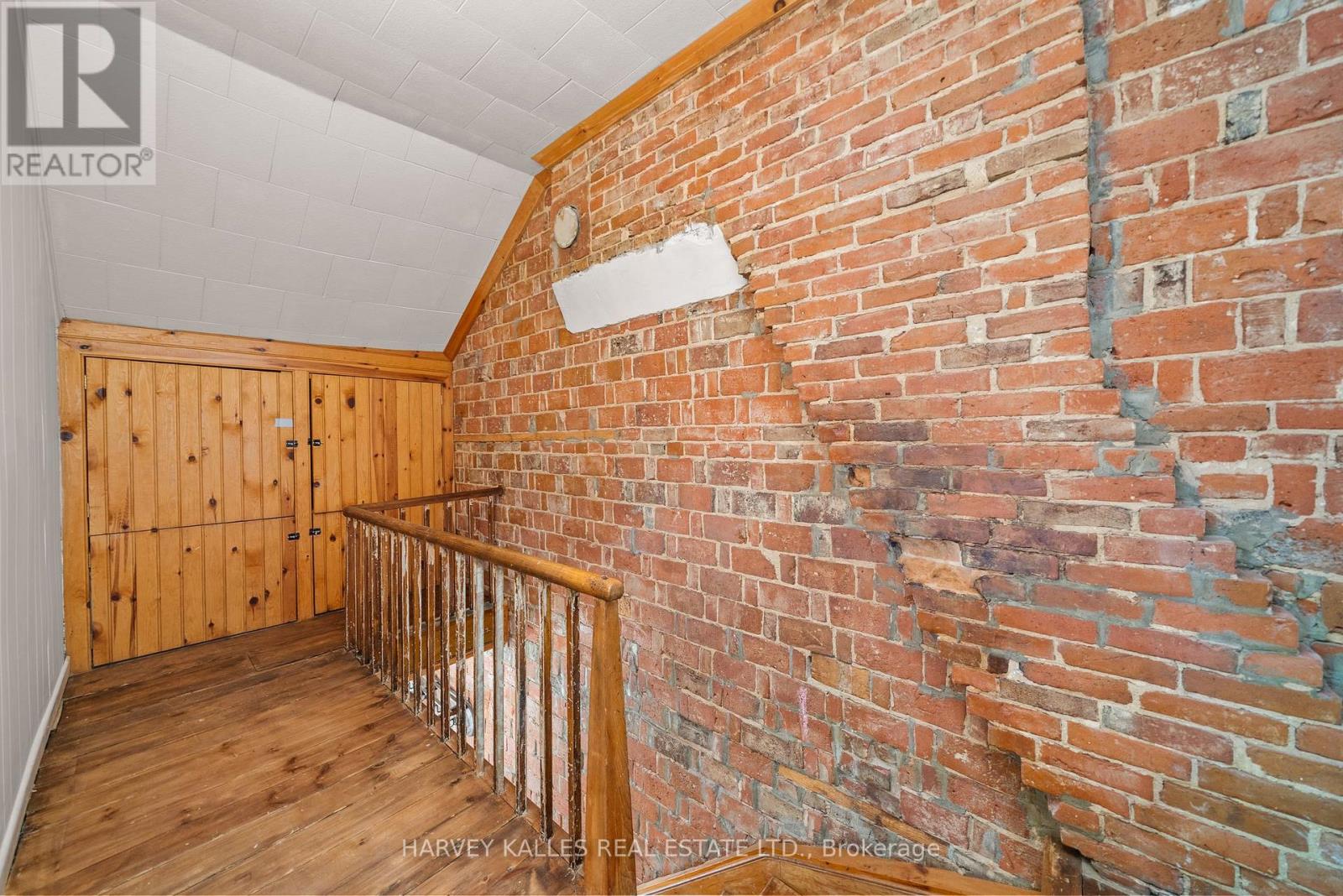 11 Ferguson Street, Prince Edward County, Ontario  K0K 2T0 - Photo 19 - X12321379