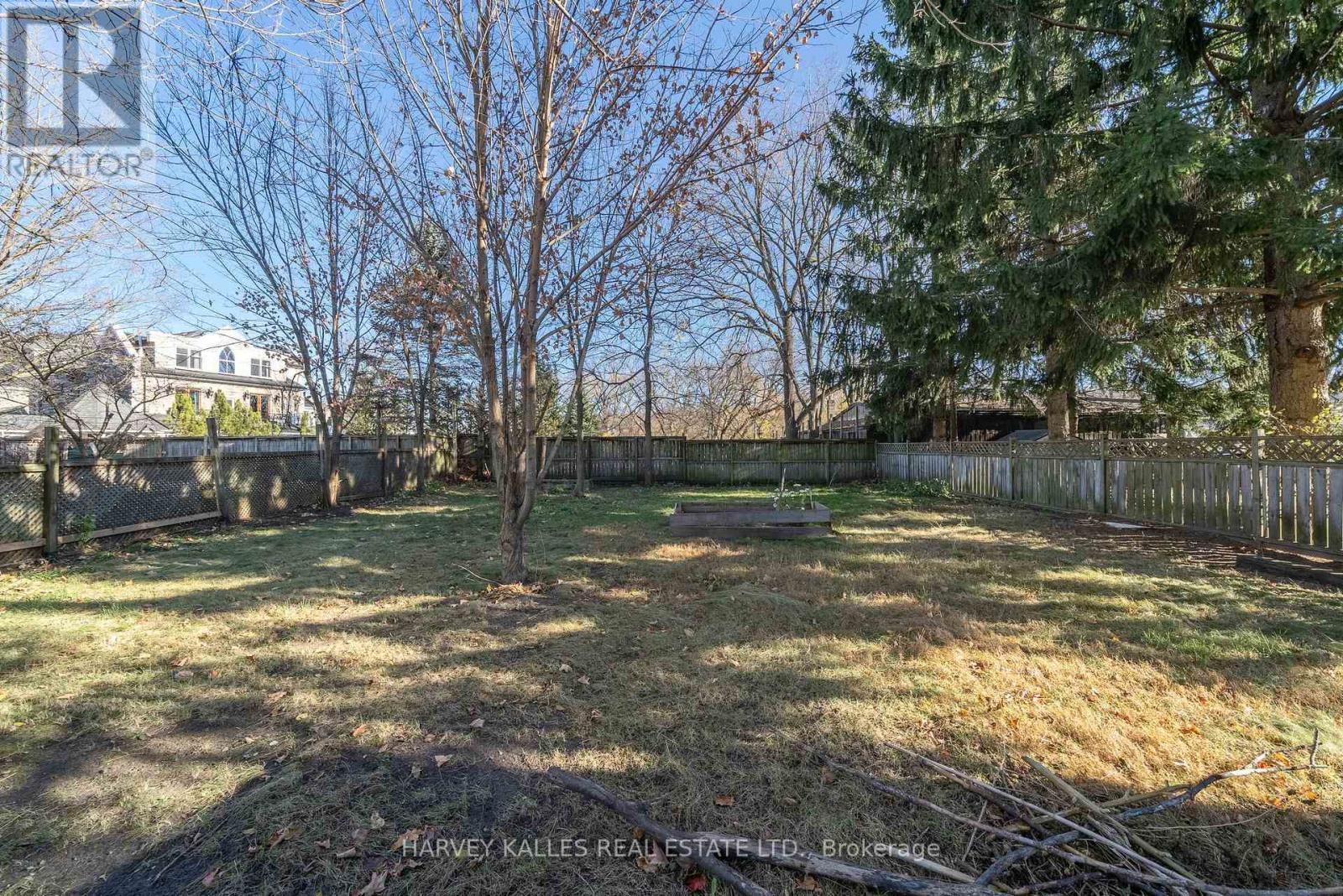 11 Ferguson Street, Prince Edward County, Ontario  K0K 2T0 - Photo 30 - X12321379