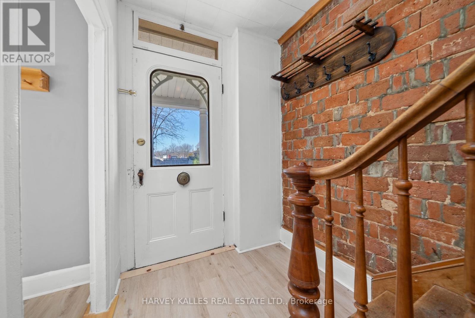 11 Ferguson Street, Prince Edward County, Ontario  K0K 2T0 - Photo 4 - X12321379