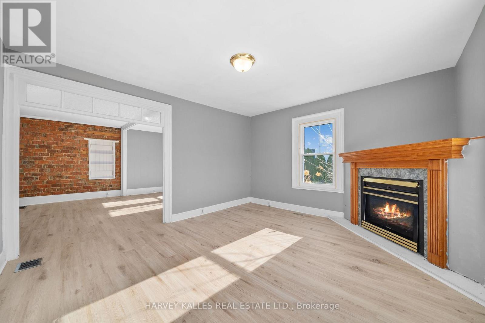 11 Ferguson Street, Prince Edward County, Ontario  K0K 2T0 - Photo 7 - X12321379
