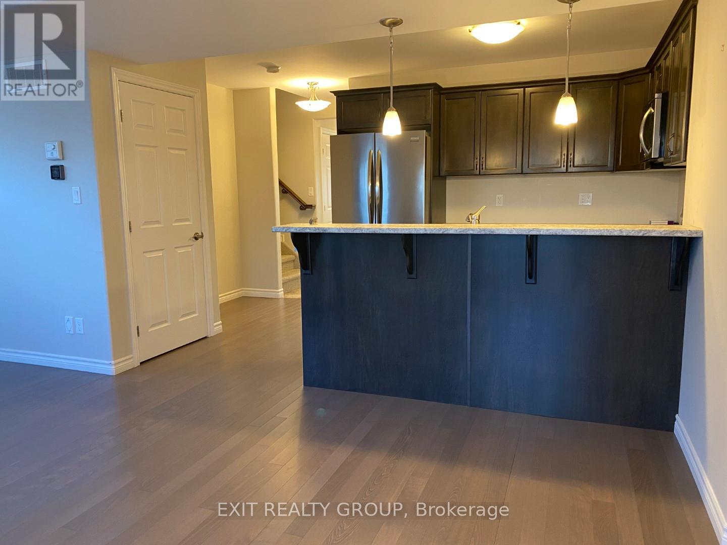 81 Mountain Ash Drive, Belleville, Ontario  K8N 0E3 - Photo 5 - X12321583