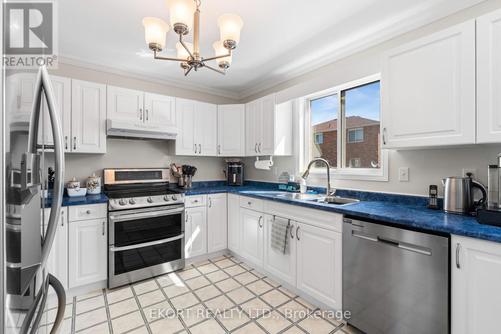 9 Huron Lane, Belleville, Ontario  K8N 5Y5 - Photo 15 - X12321843