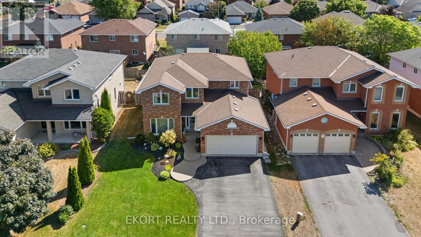 9 Huron Lane, Belleville, Ontario  K8N 5Y5 - Photo 2 - X12321843