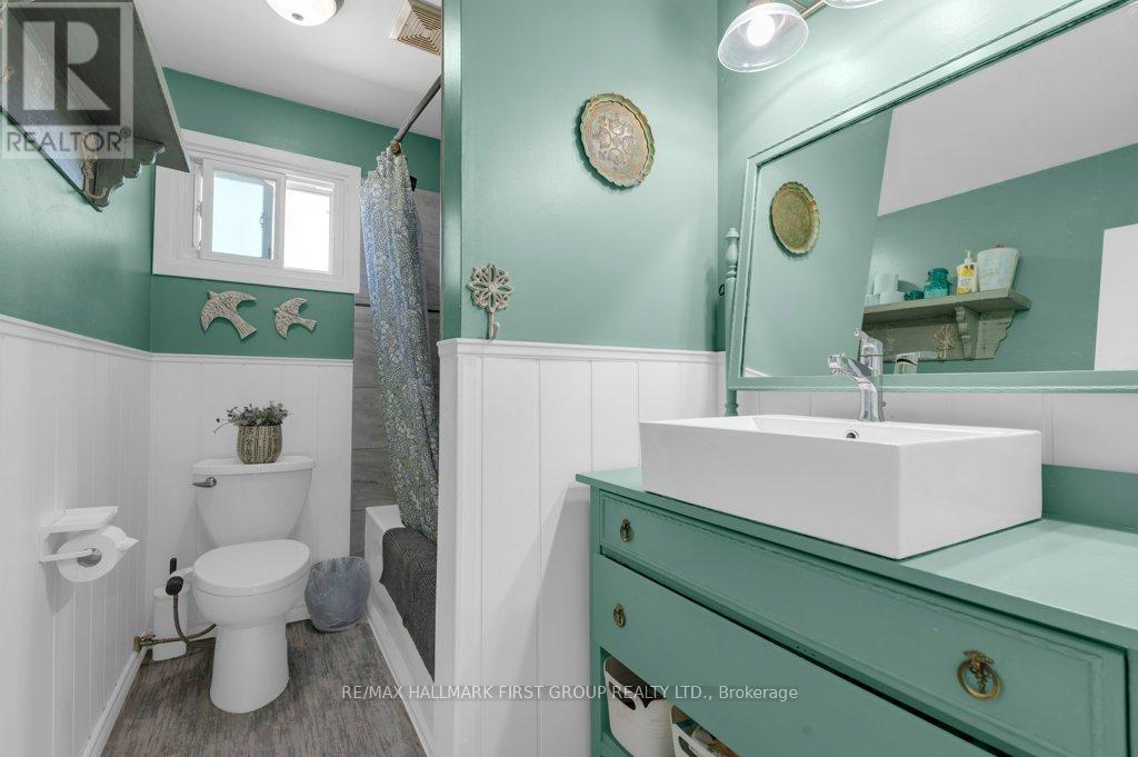 124 Glendale Road, Belleville, Ontario  K8P 4H6 - Photo 22 - X12322177