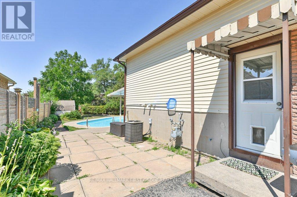 124 Glendale Road, Belleville, Ontario  K8P 4H6 - Photo 39 - X12322177
