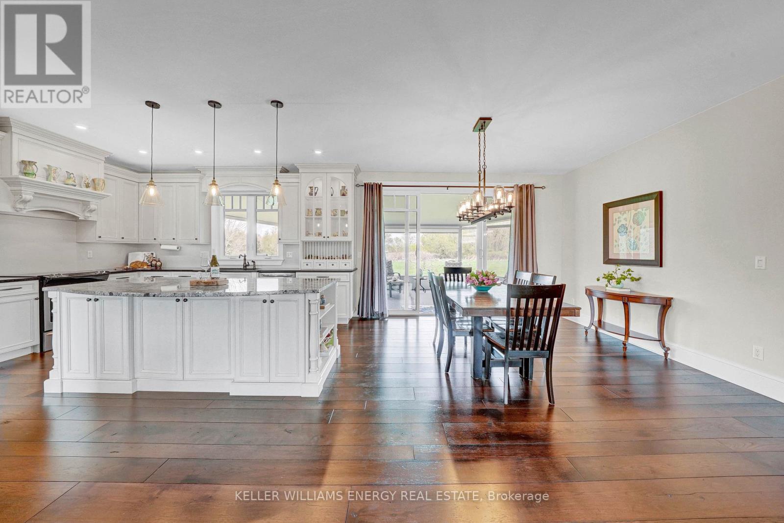 73 White Chapel Road, Prince Edward County, Ontario  K0K 2T0 - Photo 10 - X12324173
