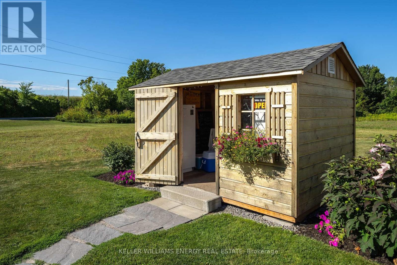 73 White Chapel Road, Prince Edward County, Ontario  K0K 2T0 - Photo 35 - X12324173