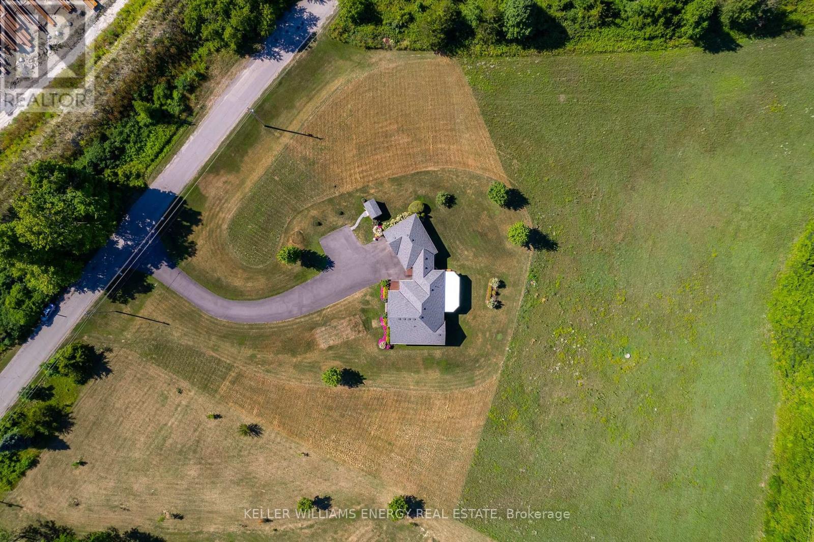 73 White Chapel Road, Prince Edward County, Ontario  K0K 2T0 - Photo 46 - X12324173