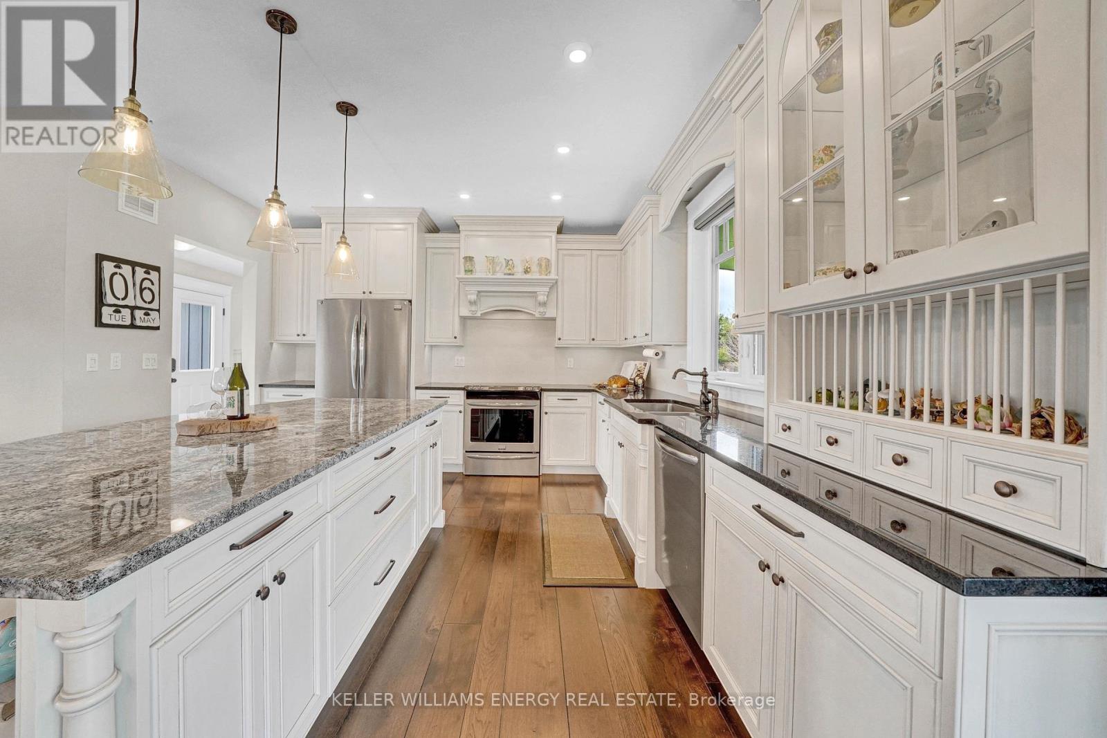 73 White Chapel Road, Prince Edward County, Ontario  K0K 2T0 - Photo 7 - X12324173