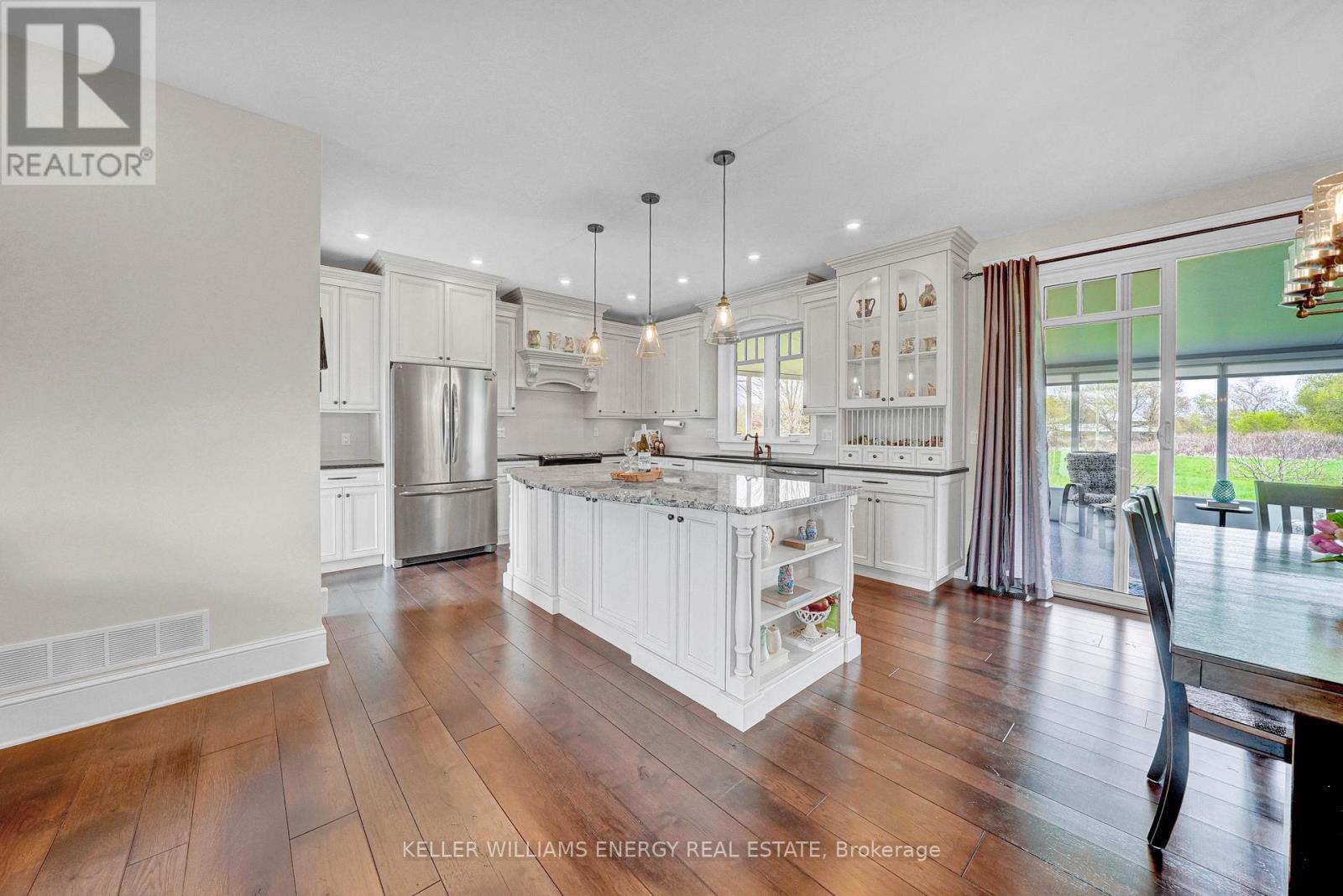 73 White Chapel Road, Prince Edward County, Ontario  K0K 2T0 - Photo 9 - X12324173