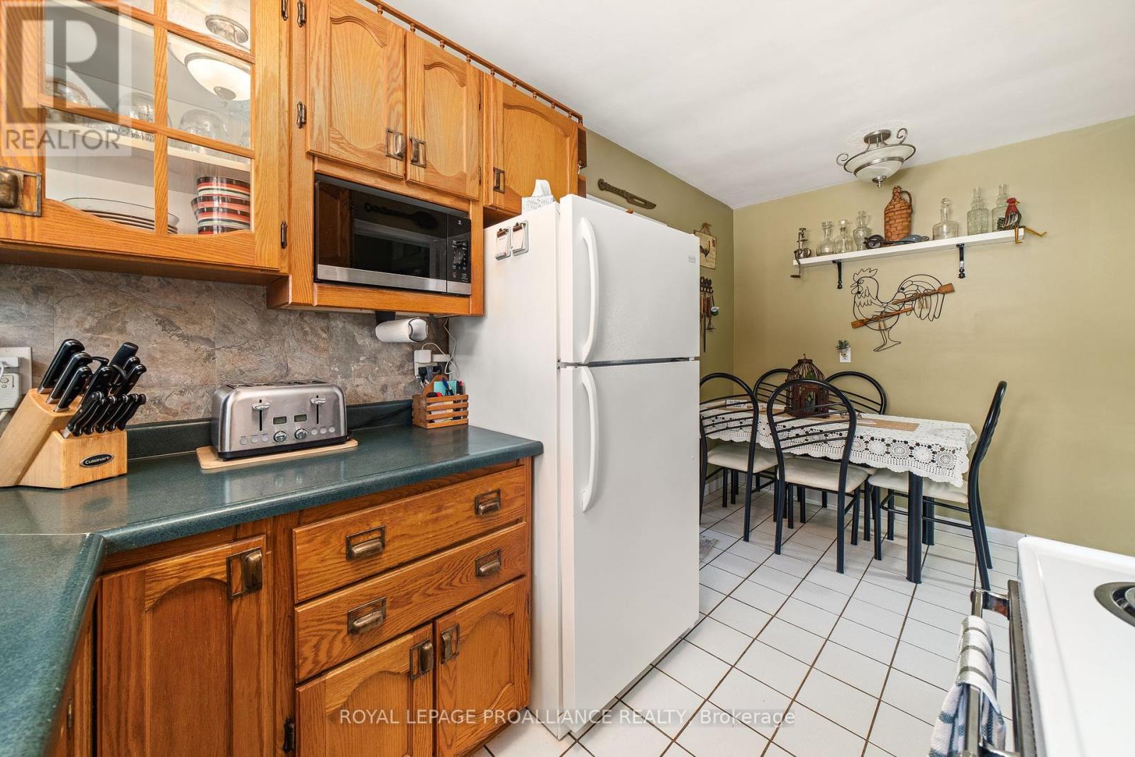 235 Farley Avenue, Belleville, Ontario  K8N 4L7 - Photo 15 - X12325014