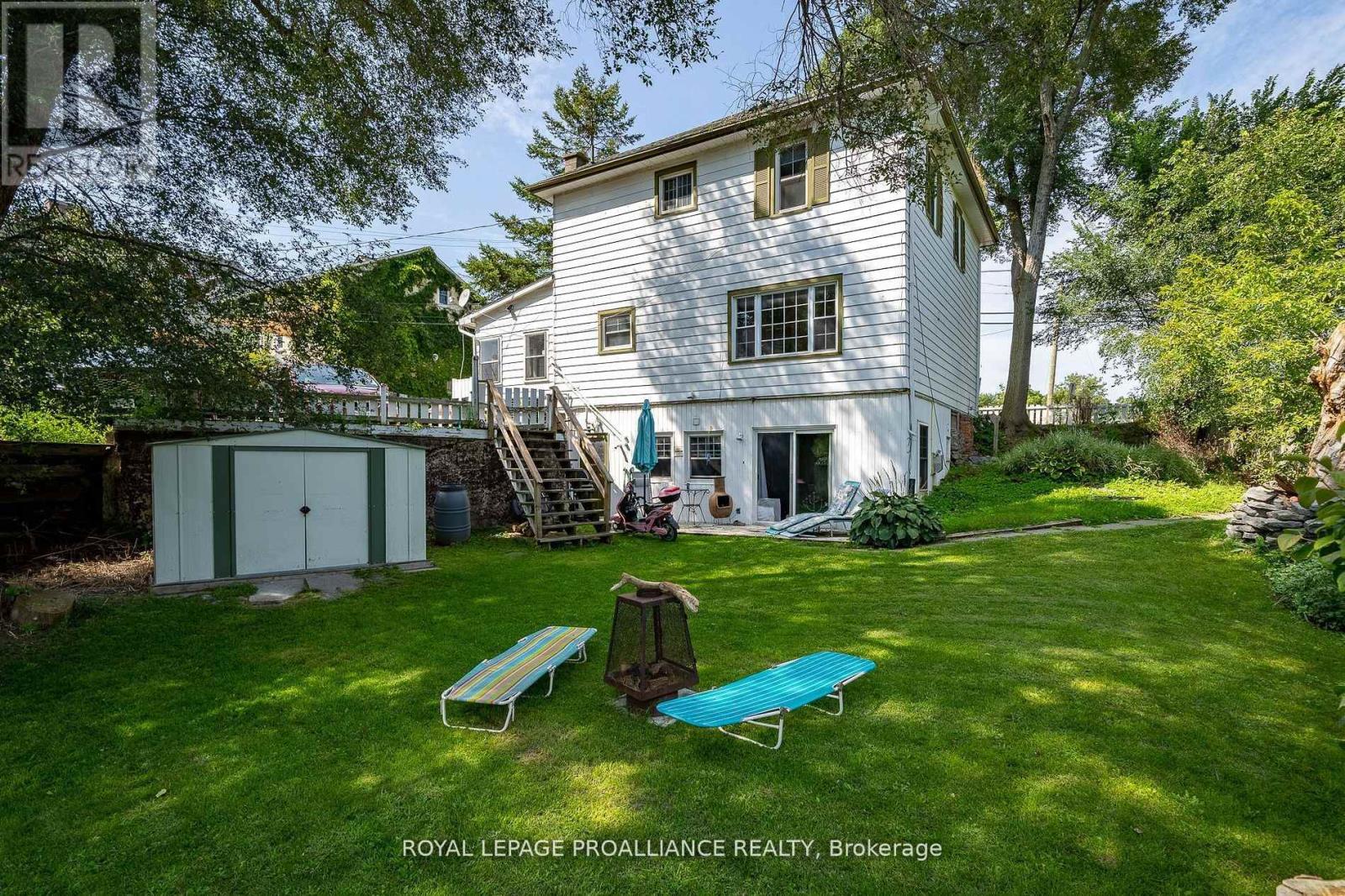 16 Bridge Street, Prince Edward County, Ontario  K0K 2T0 - Photo 26 - X12325719