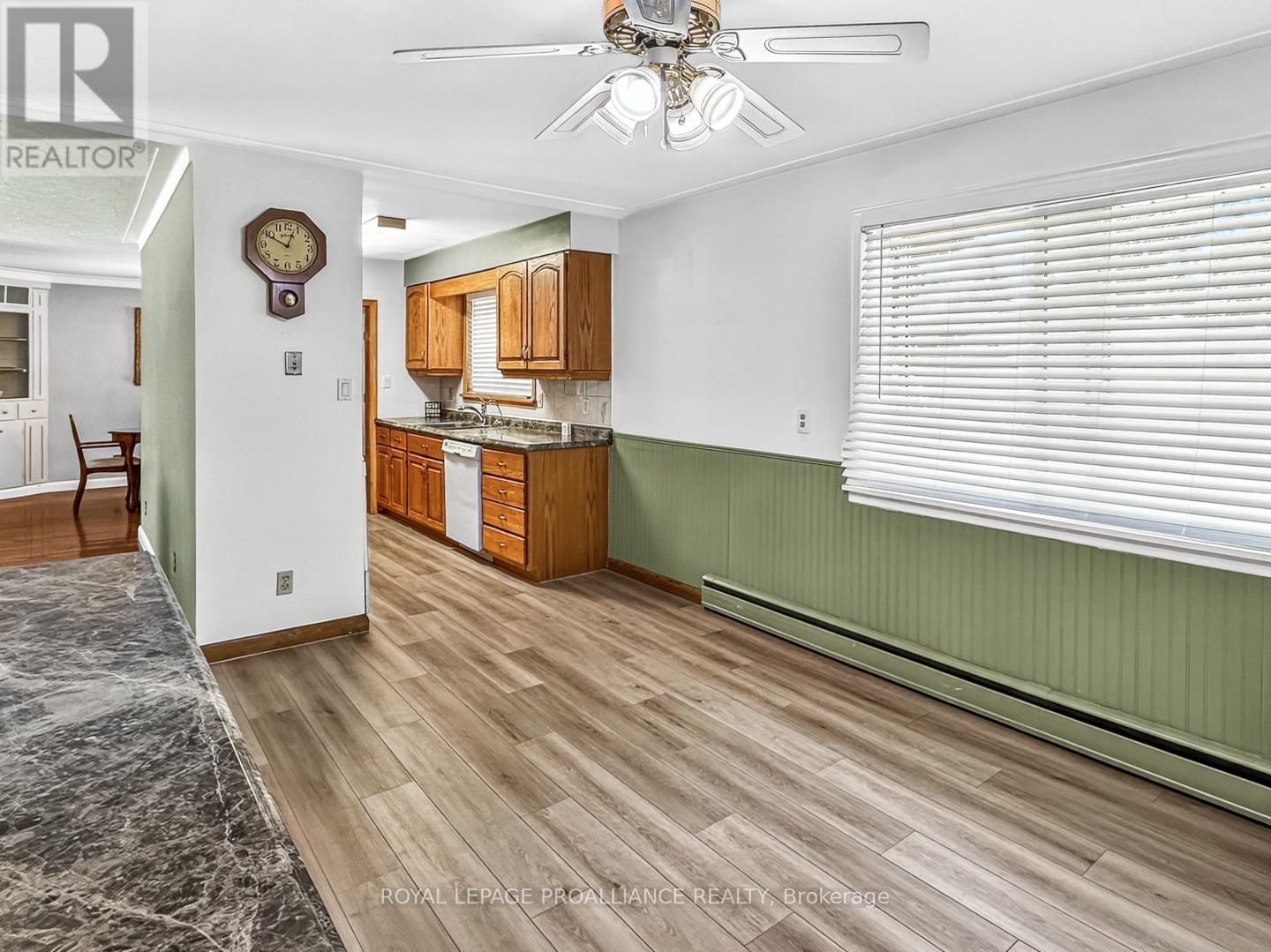 52 Stanley Park Drive, Belleville, Ontario  K8N 4N2 - Photo 15 - X12325834
