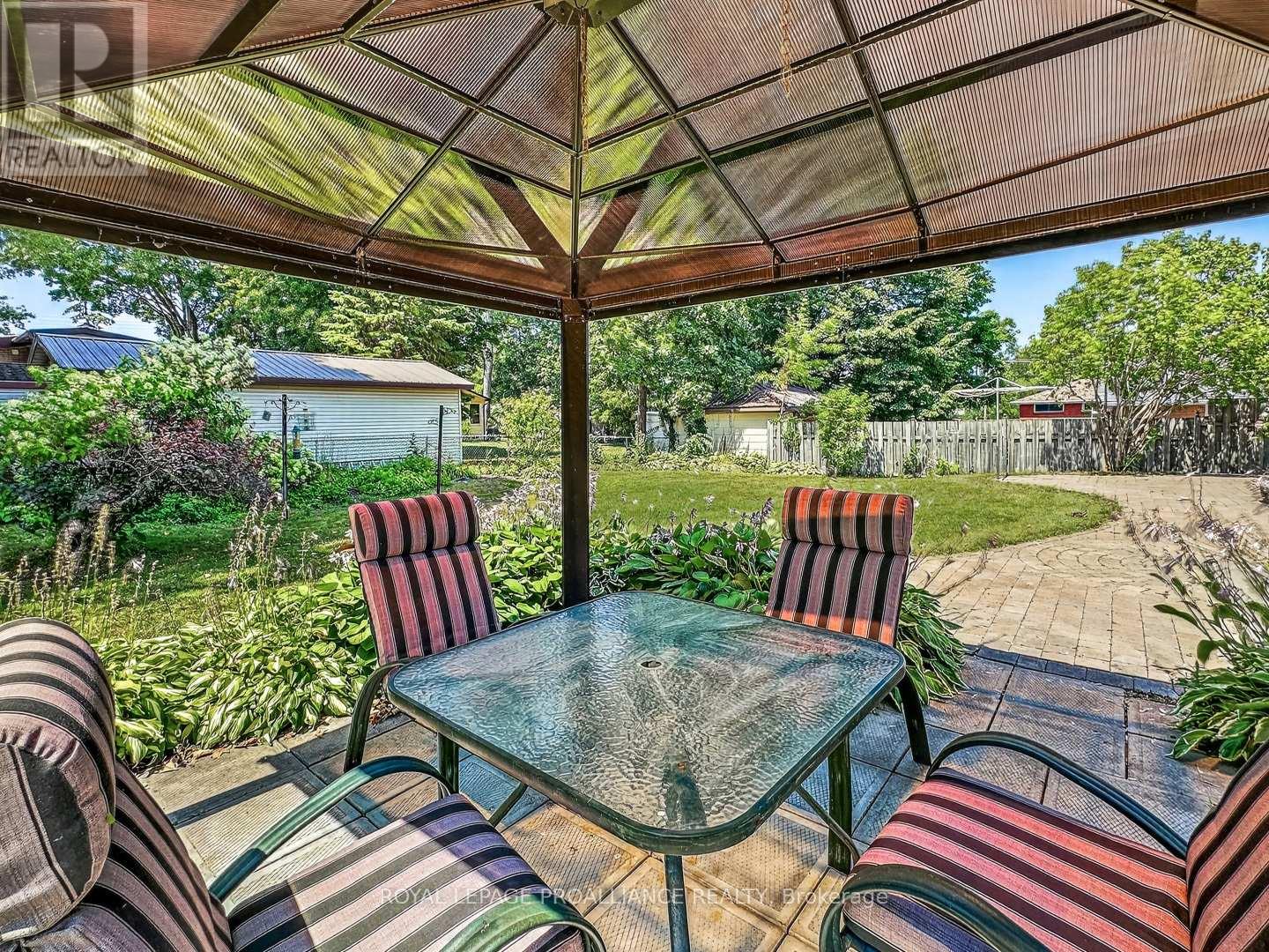52 Stanley Park Drive, Belleville, Ontario  K8N 4N2 - Photo 45 - X12325834