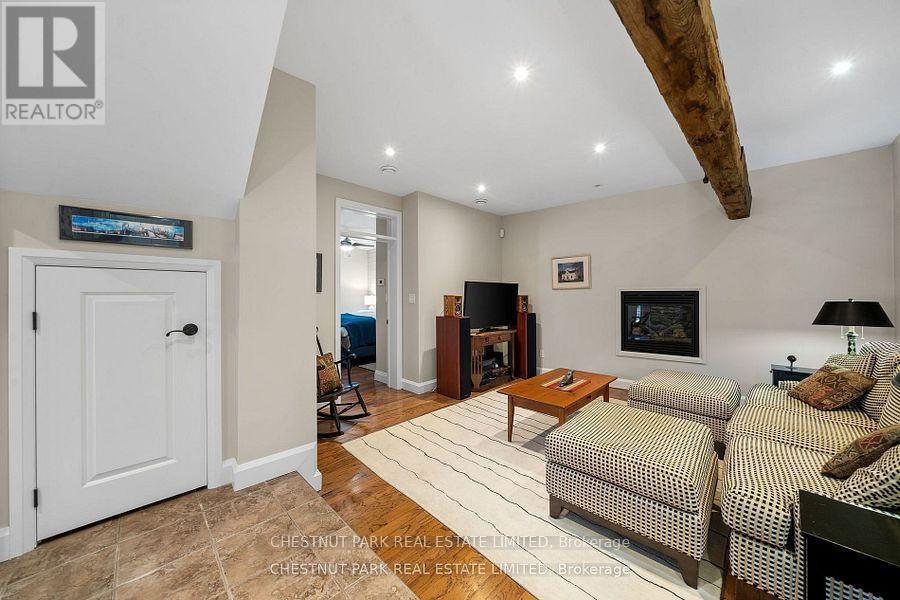 7 - 4 Bridge Street, Prince Edward County, Ontario  K0K 2T0 - Photo 15 - X12325877