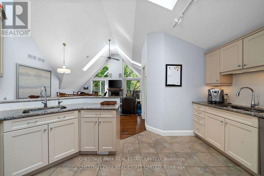 7 - 4 Bridge Street, Prince Edward County, Ontario  K0K 2T0 - Photo 23 - X12325877