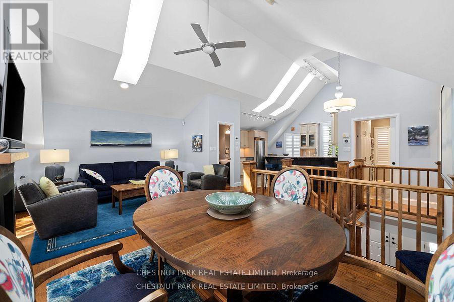 7 - 4 Bridge Street, Prince Edward County, Ontario  K0K 2T0 - Photo 32 - X12325877