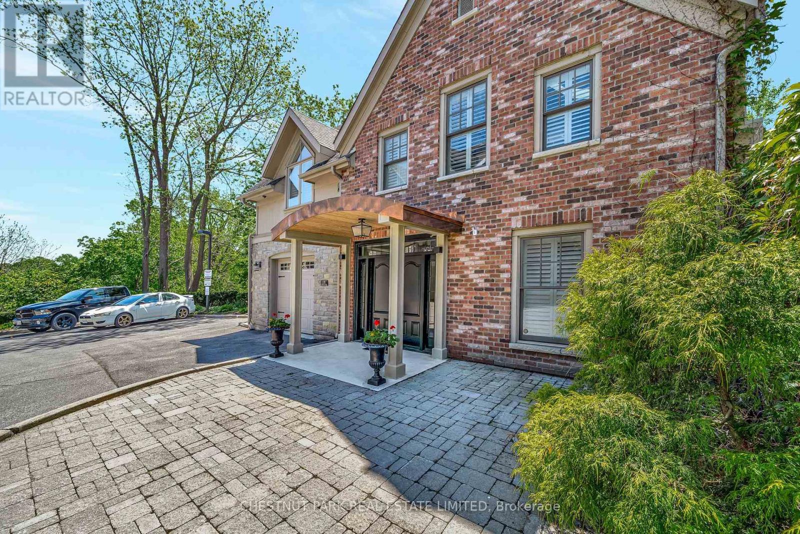 7 - 4 Bridge Street, Prince Edward County, Ontario  K0K 2T0 - Photo 4 - X12325877