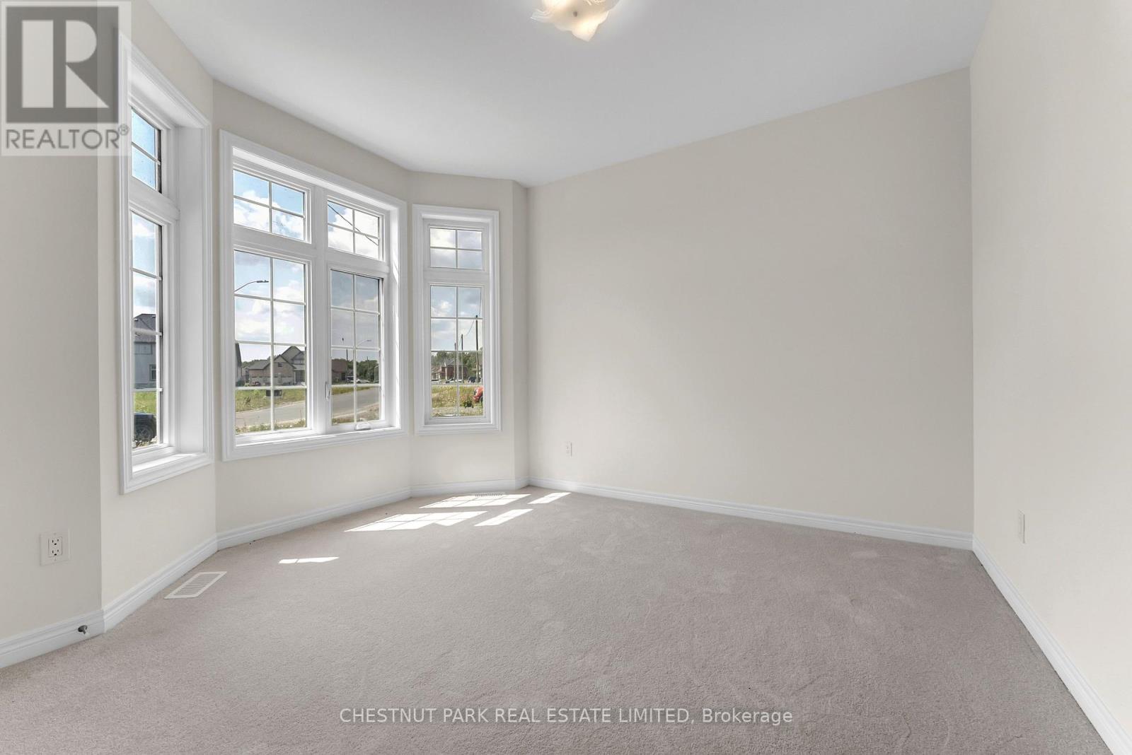 53 Weller's Way, Quinte West, Ontario  K0K 1L0 - Photo 5 - X12325912