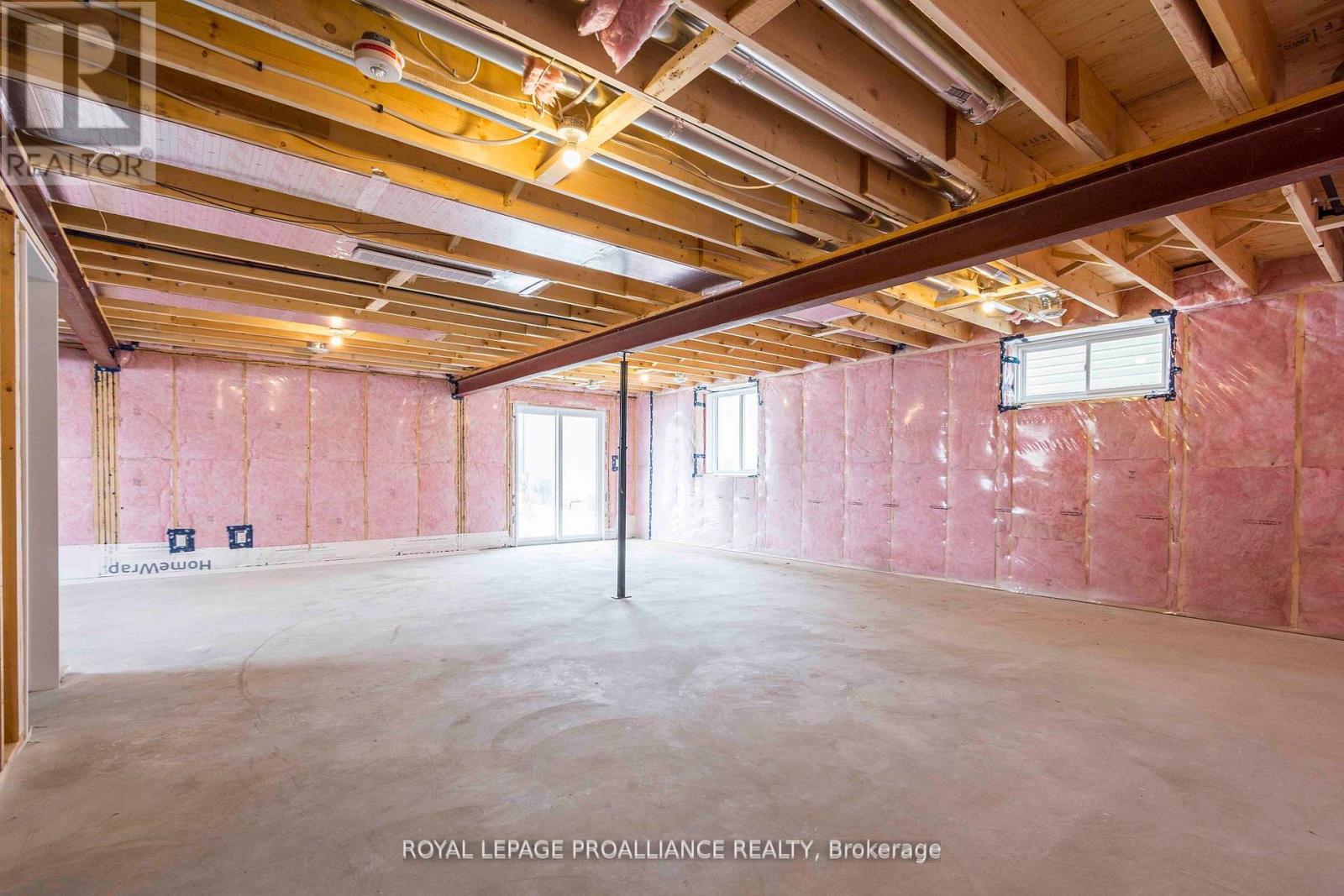 74 Stirling Crescent, Prince Edward County, Ontario  K0K 2T0 - Photo 19 - X12325973