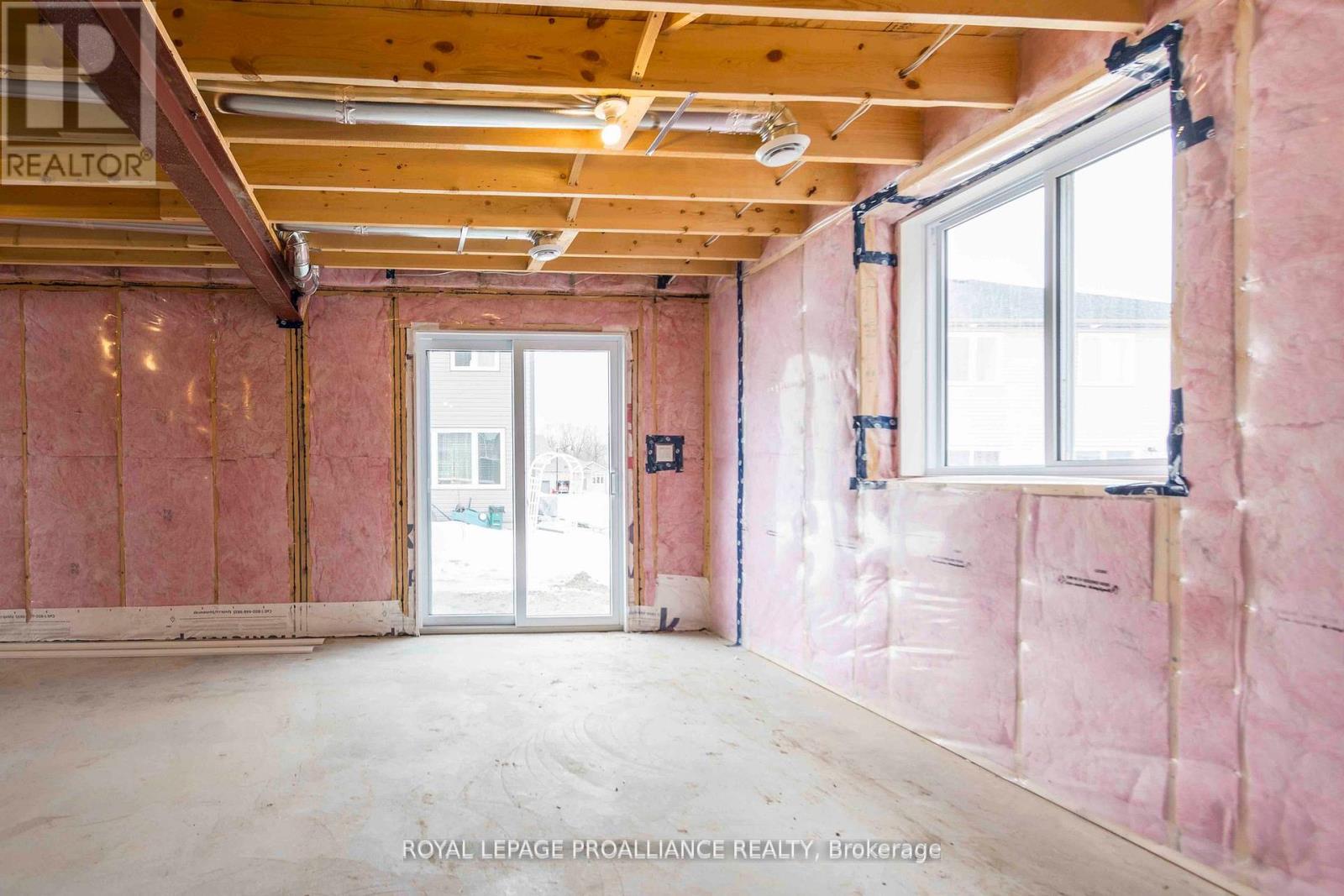 74 Stirling Crescent, Prince Edward County, Ontario  K0K 2T0 - Photo 20 - X12325973