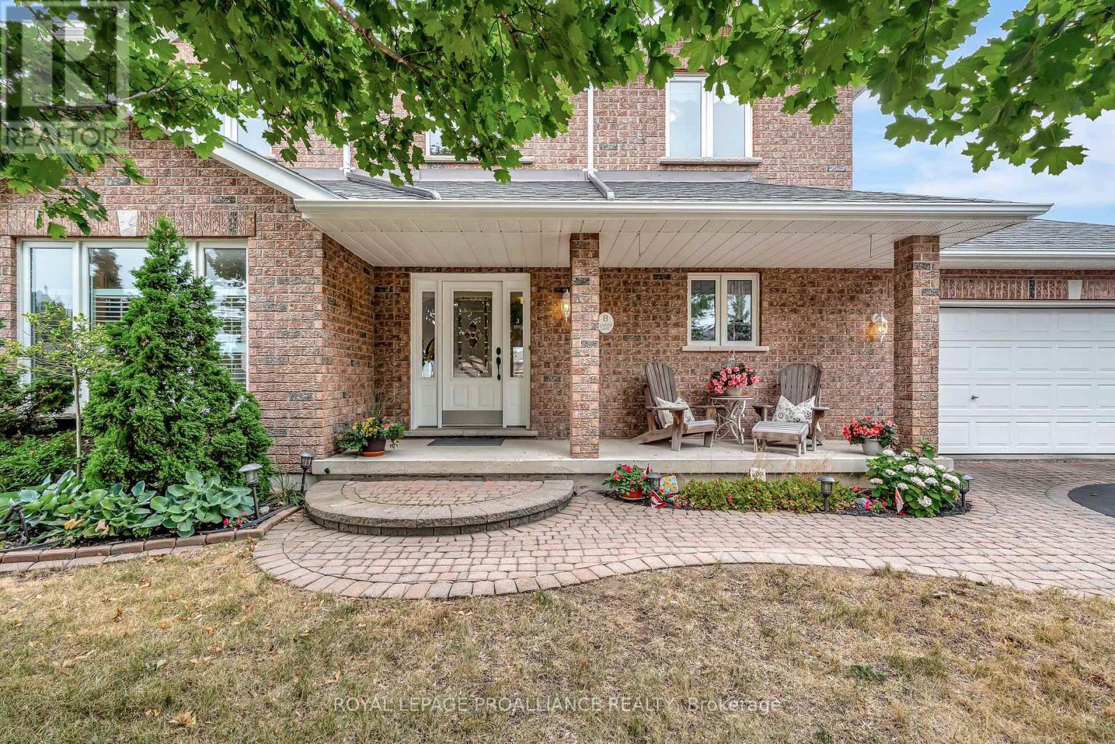 8 Linden Lane, Belleville, Ontario  K8N 5W9 - Photo 4 - X12327272