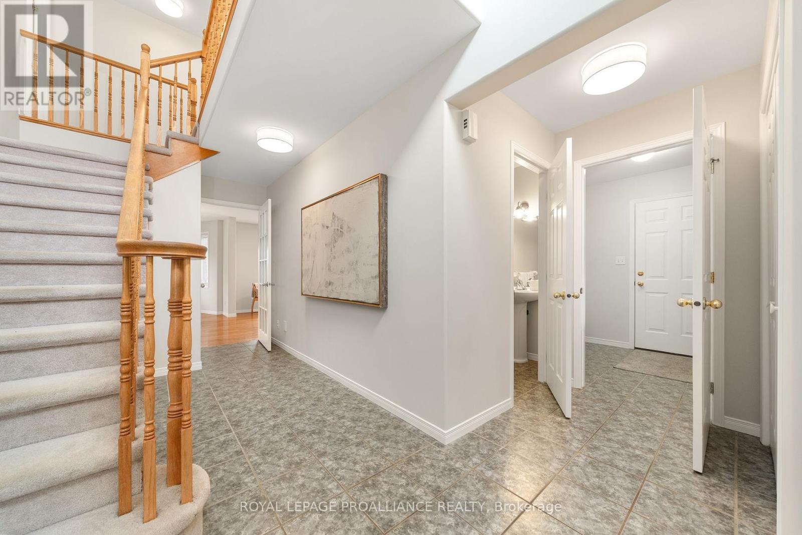 8 Linden Lane, Belleville, Ontario  K8N 5W9 - Photo 8 - X12327272