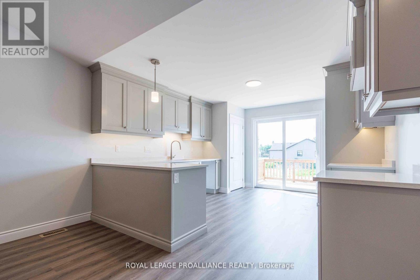 45 Mackenzie John Crescent, Brighton, Ontario  K0K 1H0 - Photo 7 - X12328377