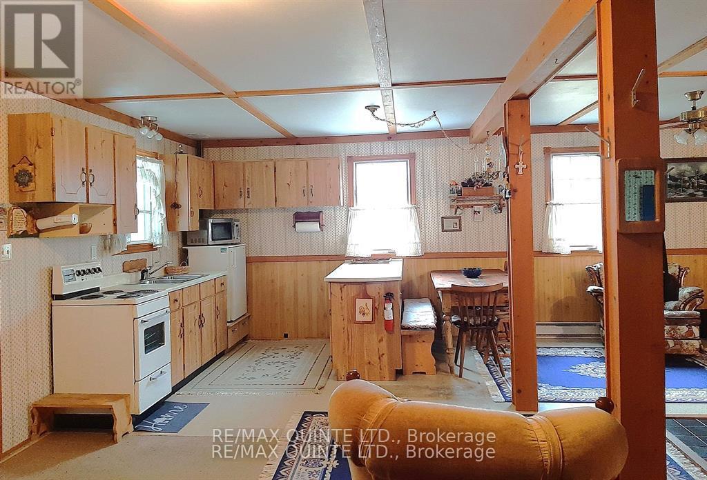 1578 Cooper Road, Madoc, Ontario  K0K 2K0 - Photo 15 - X12329302