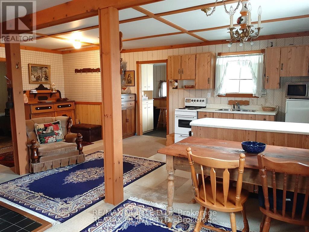 1578 Cooper Road, Madoc, Ontario  K0K 2K0 - Photo 19 - X12329302