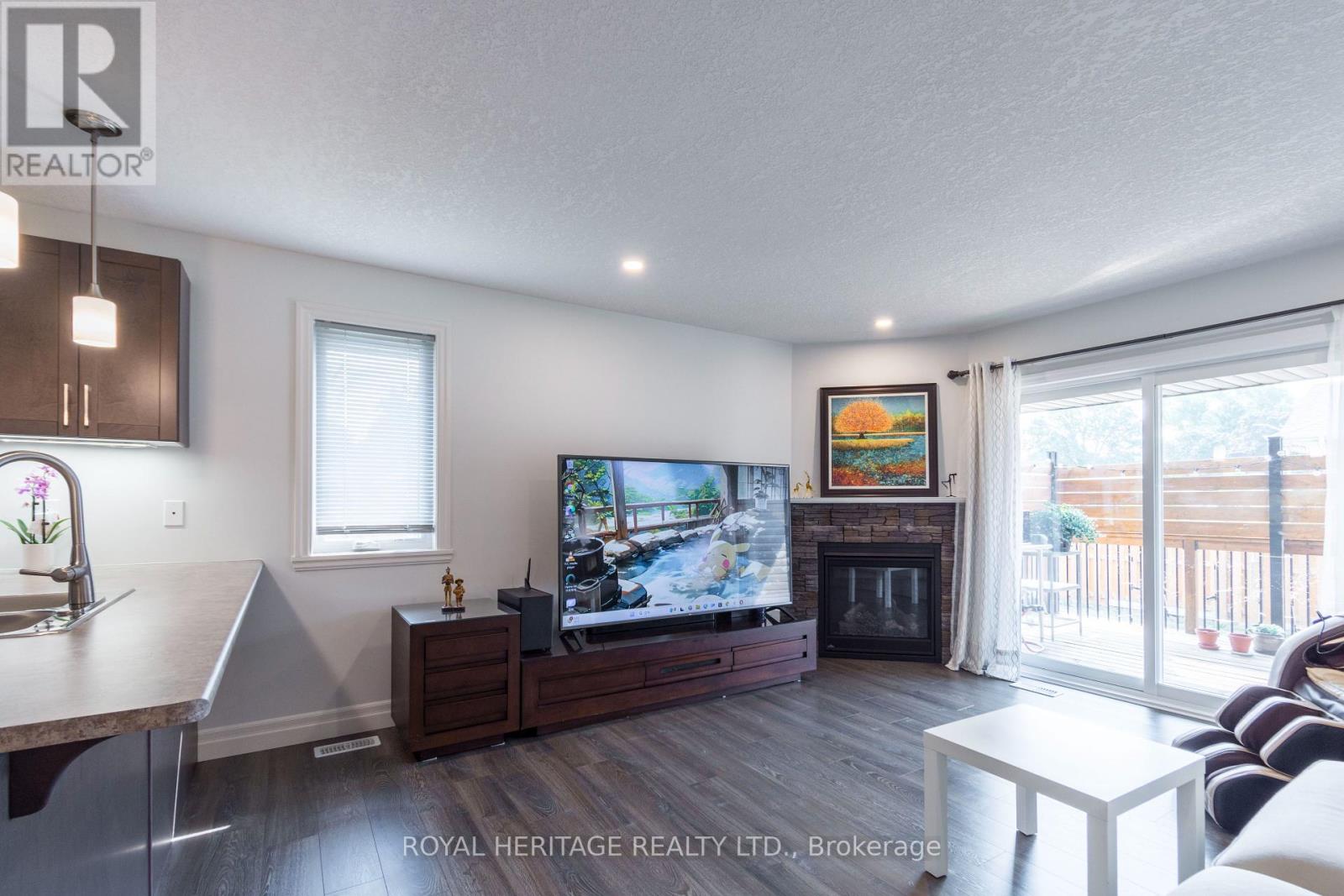 151 Rollins Drive, Belleville, Ontario  K8N 4J8 - Photo 13 - X12329722