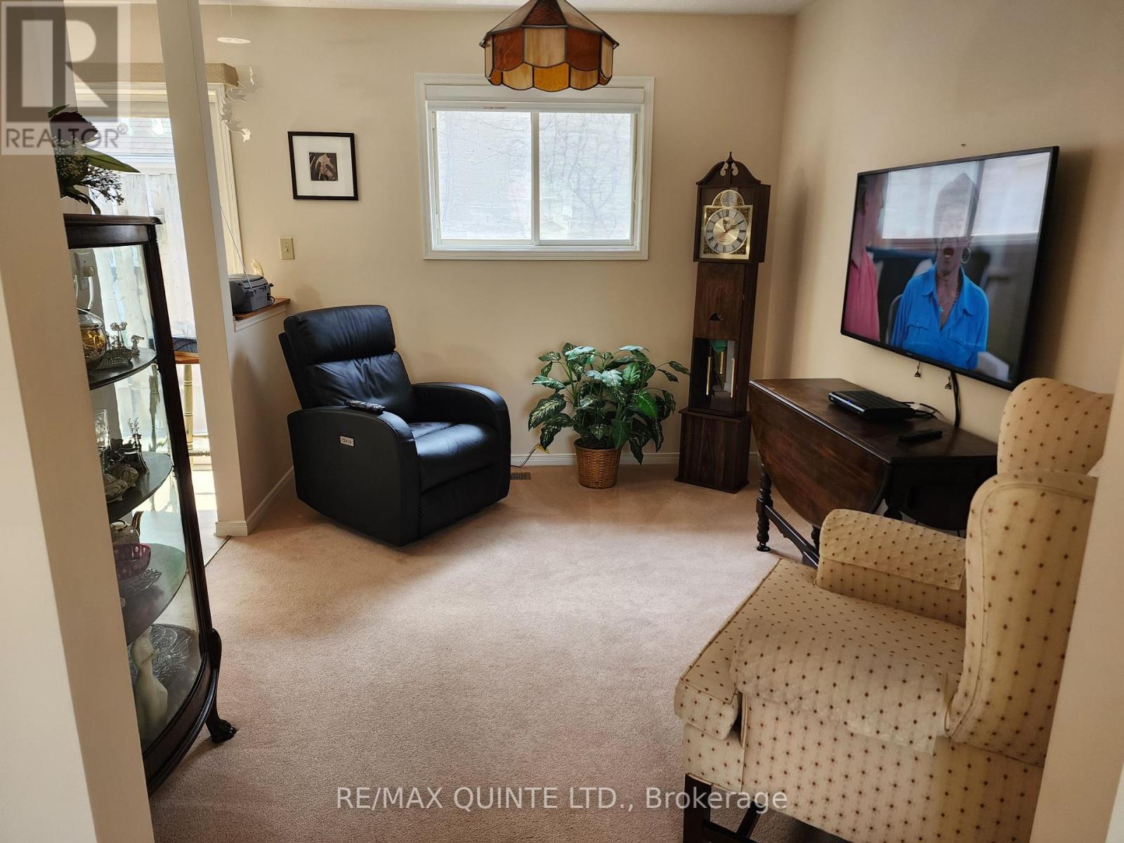 8 Park Street S, Belleville, Ontario  K8P 2W9 - Photo 4 - X12329818