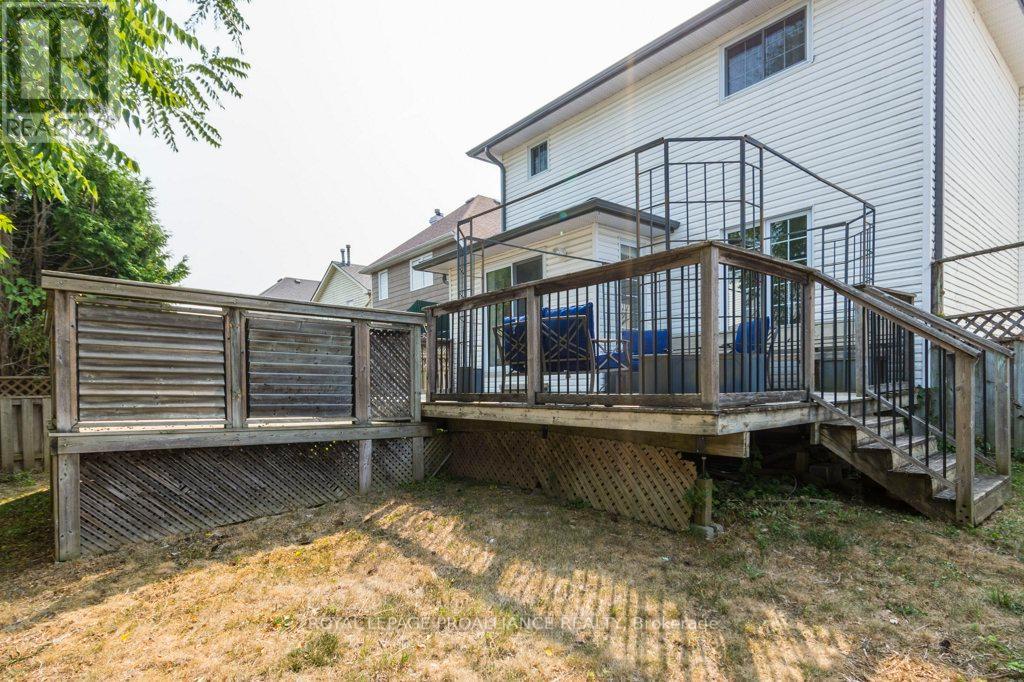 14 Sherwood Crescent, Belleville, Ontario  K8P 5G1 - Photo 35 - X12330054
