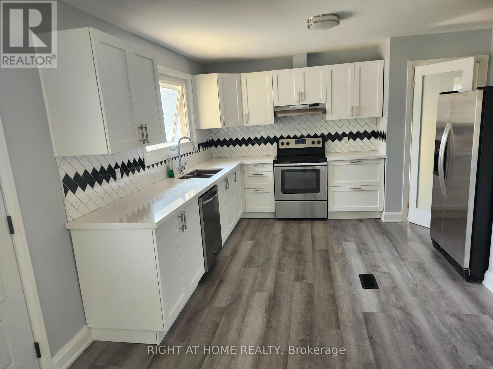 191 Brant Street, Deseronto, Ontario  K0K 1X0 - Photo 5 - X12330693