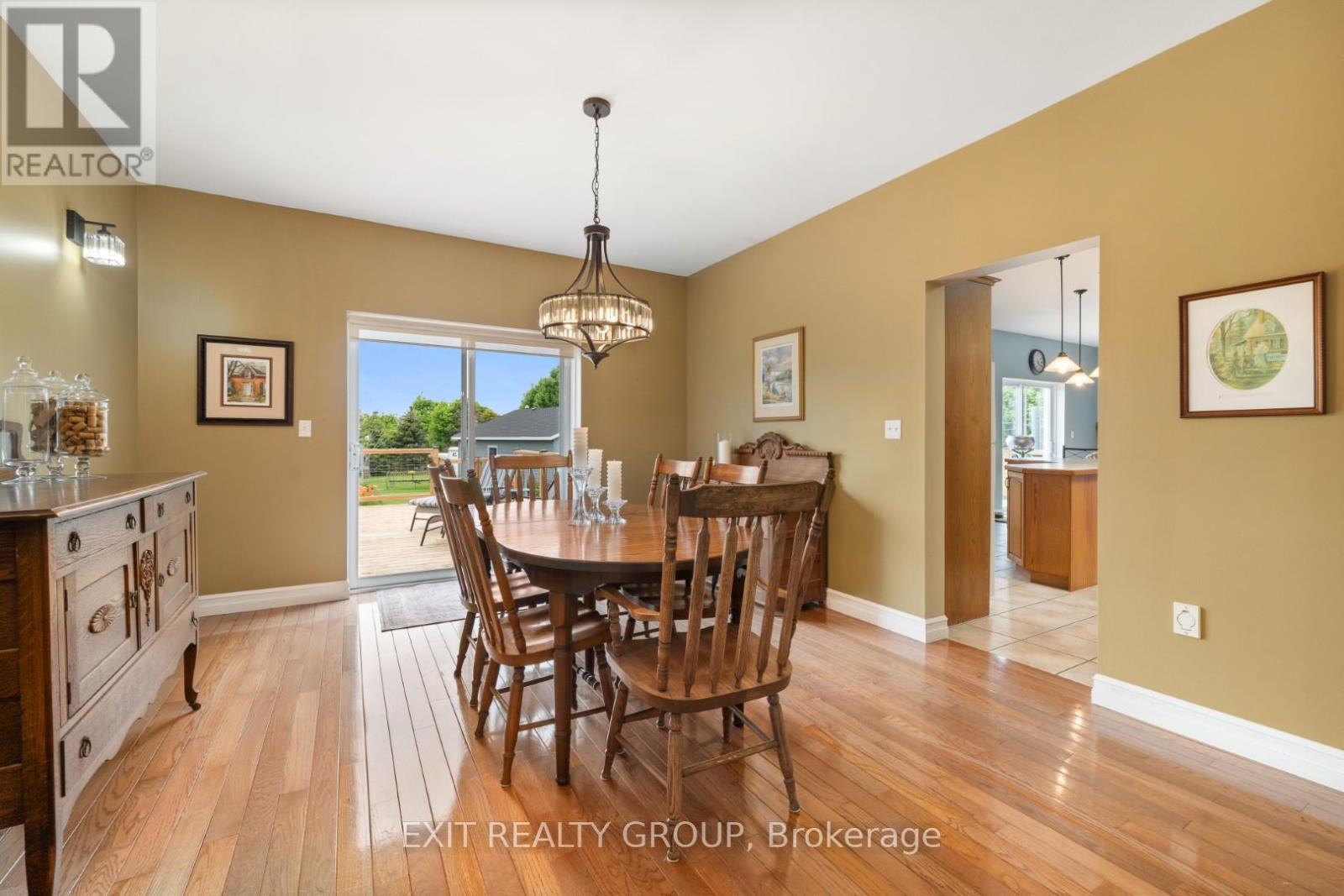 830 County Rd 20, Prince Edward County, Ontario  K0K 3L0 - Photo 22 - X12331317