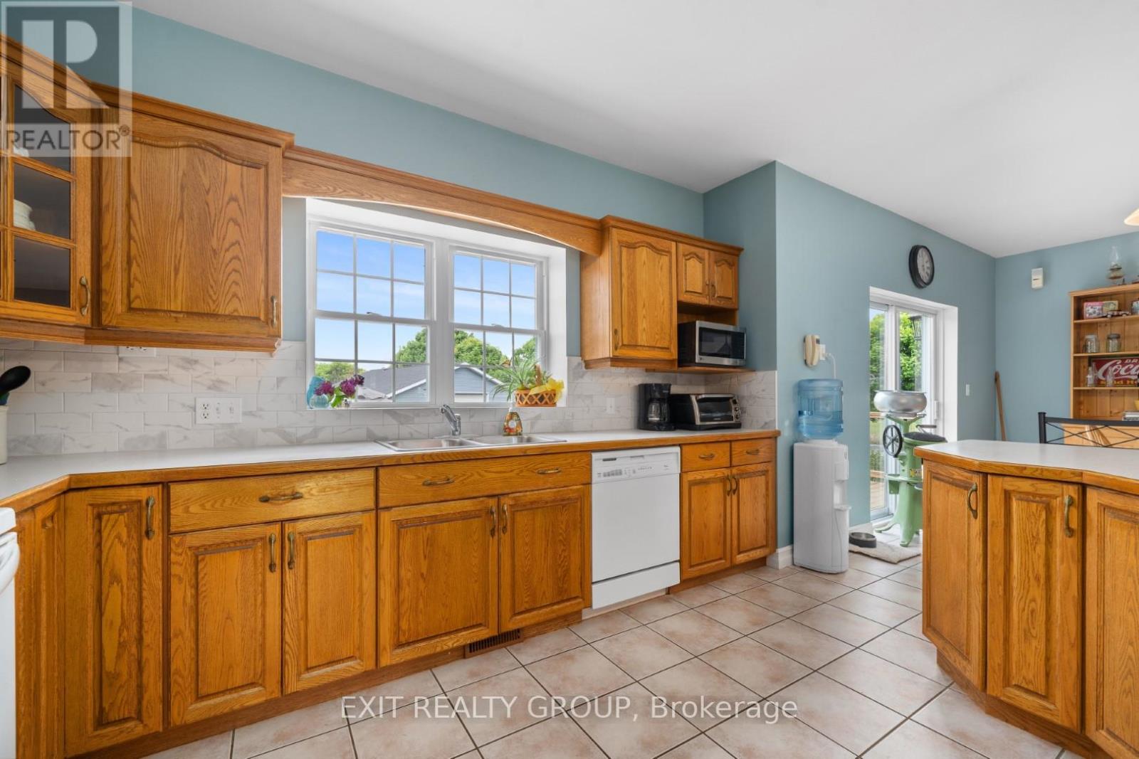 830 County Rd 20, Prince Edward County, Ontario  K0K 3L0 - Photo 26 - X12331317