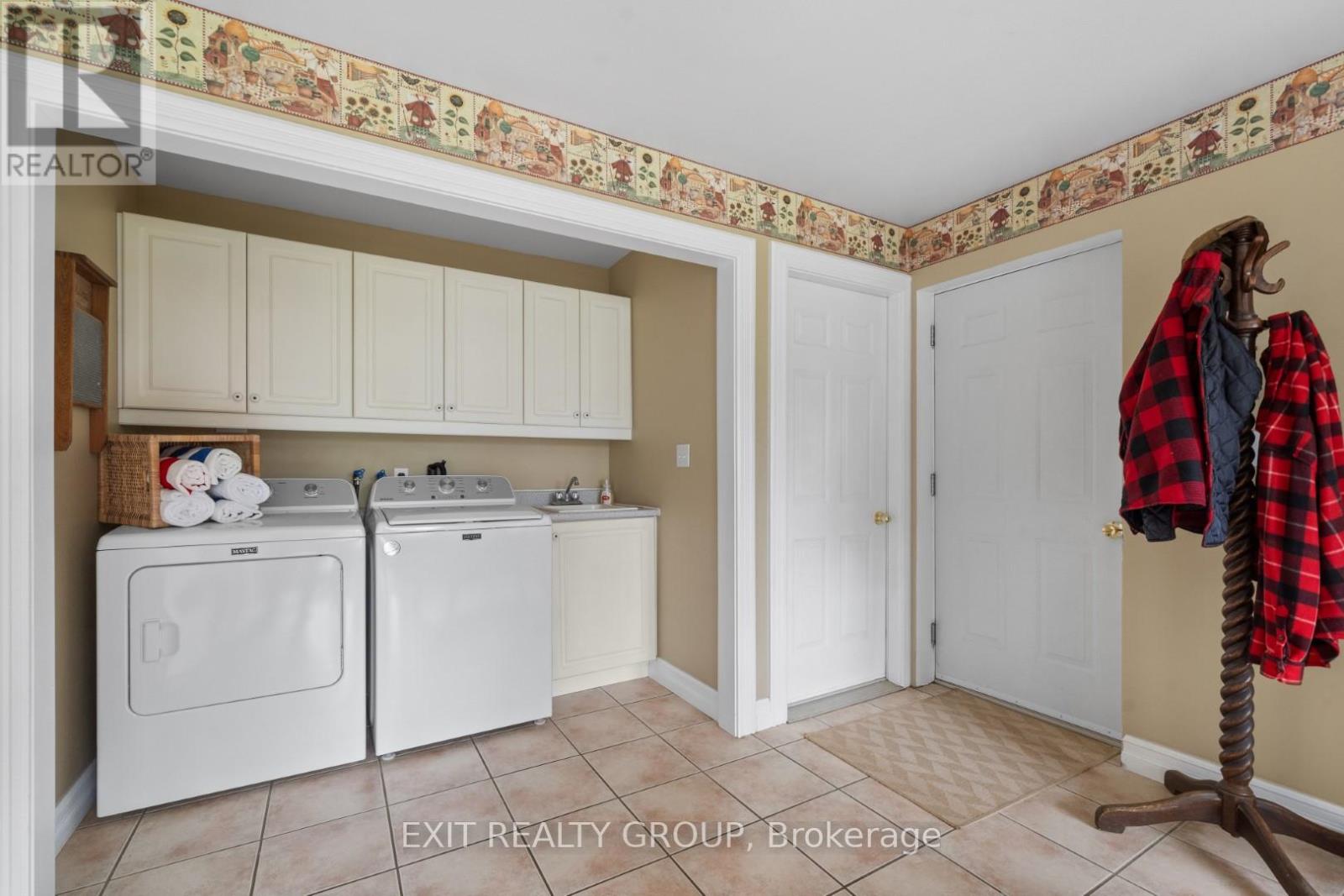 830 County Rd 20, Prince Edward County, Ontario  K0K 3L0 - Photo 29 - X12331317
