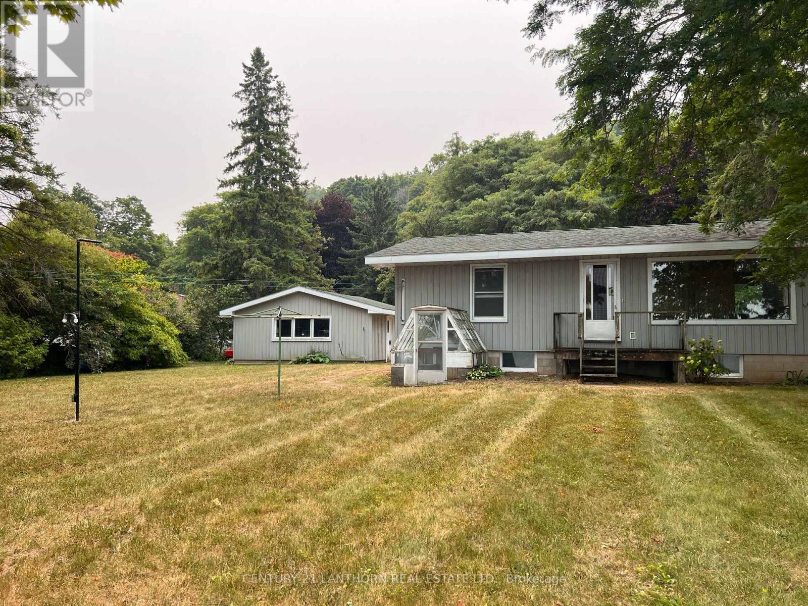 11468 Loyalist Parkway, Prince Edward County, Ontario  K0K 2T0 - Photo 13 - X12331542