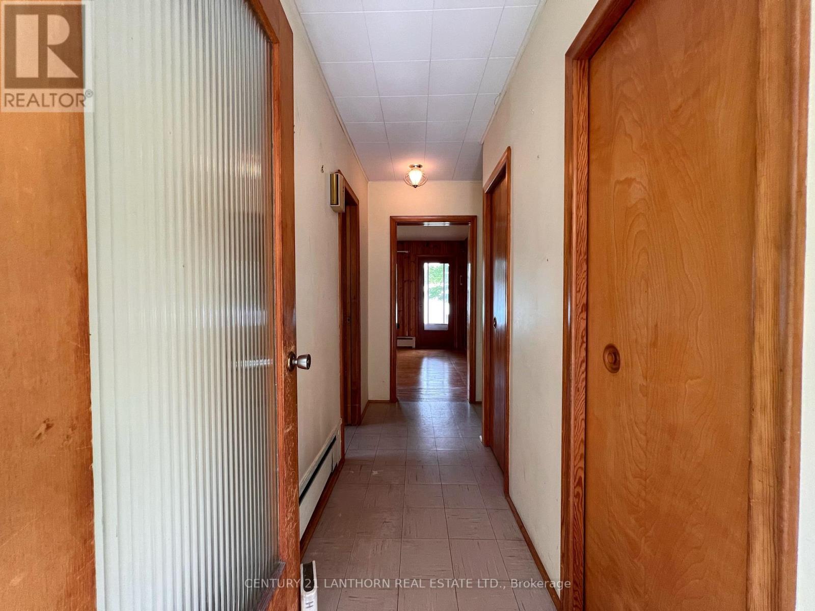 11468 Loyalist Parkway, Prince Edward County, Ontario  K0K 2T0 - Photo 15 - X12331542