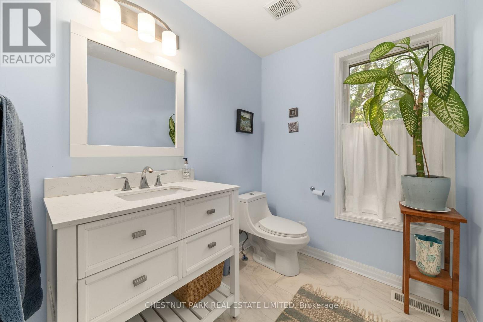 207 Carnrike Road, Prince Edward County, Ontario  K0K 1T0 - Photo 22 - X12332520