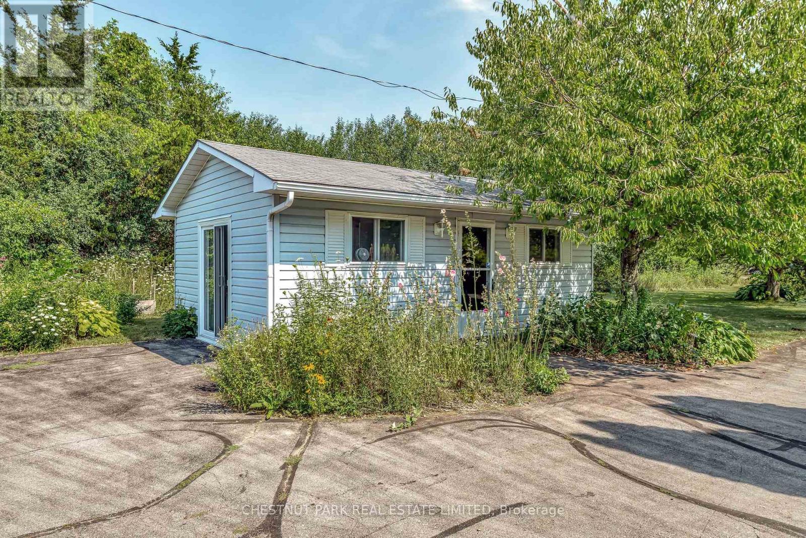 207 Carnrike Road, Prince Edward County, Ontario  K0K 1T0 - Photo 25 - X12332520